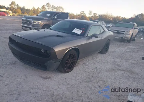 2012 Dodge Challenger Sxt z USA, uszkodzony, nr VIN 2C3CDYAG0CH290868